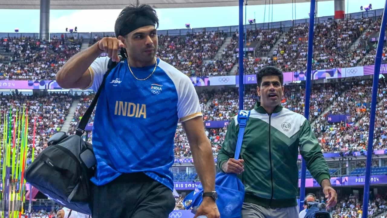 Neeraj Chopra vs Arshad Nadeem: জ্যাভলিন ফাইনালেও ভারত-পাক! বাবররা বলছেন, 'সোনা জিতব আমরাই' Neeraj Chopra vs Arshad Nadeem: জ্যাভলিন ফাইনালেও ভারত-পাক! বাবররা বলছেন, 'সোনা জিতব আমরাই'