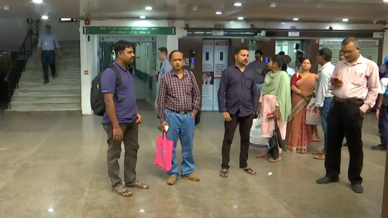 Nursinghome: আসছেন না বাংলাদেশিরা, ফাঁকা প্রাইভেট হাসপাতাল চত্বর