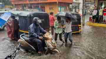 Rain in Bengal: অতি বৃষ্টিতে ভাসবে দক্ষিণবঙ্গ? এখন থেকেই সিঁদুরে মেঘ? কী বলছে হাওয়া অফিস