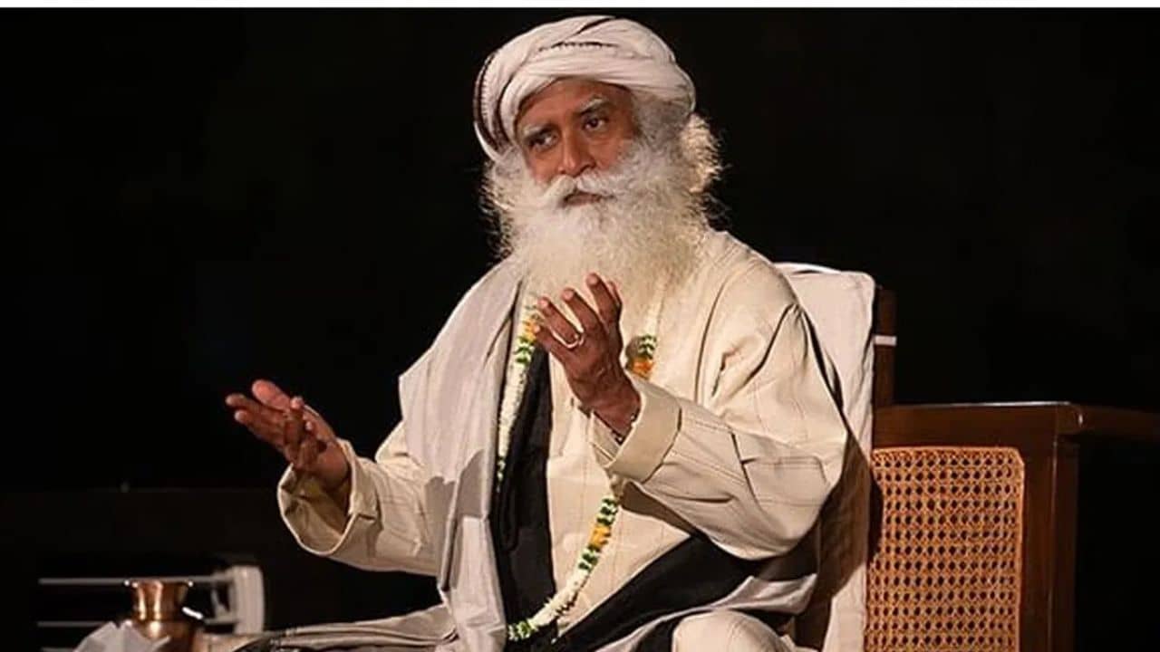 Sadhguru on Bangladeshi Hindu crisis: সংখ্যালঘুদের উপর আক্রমণ বাংলাদেশের অভ্যন্তরীণ বিষয় হতে পারে না, উদ্বেগ প্রকাশ সদগুরুর