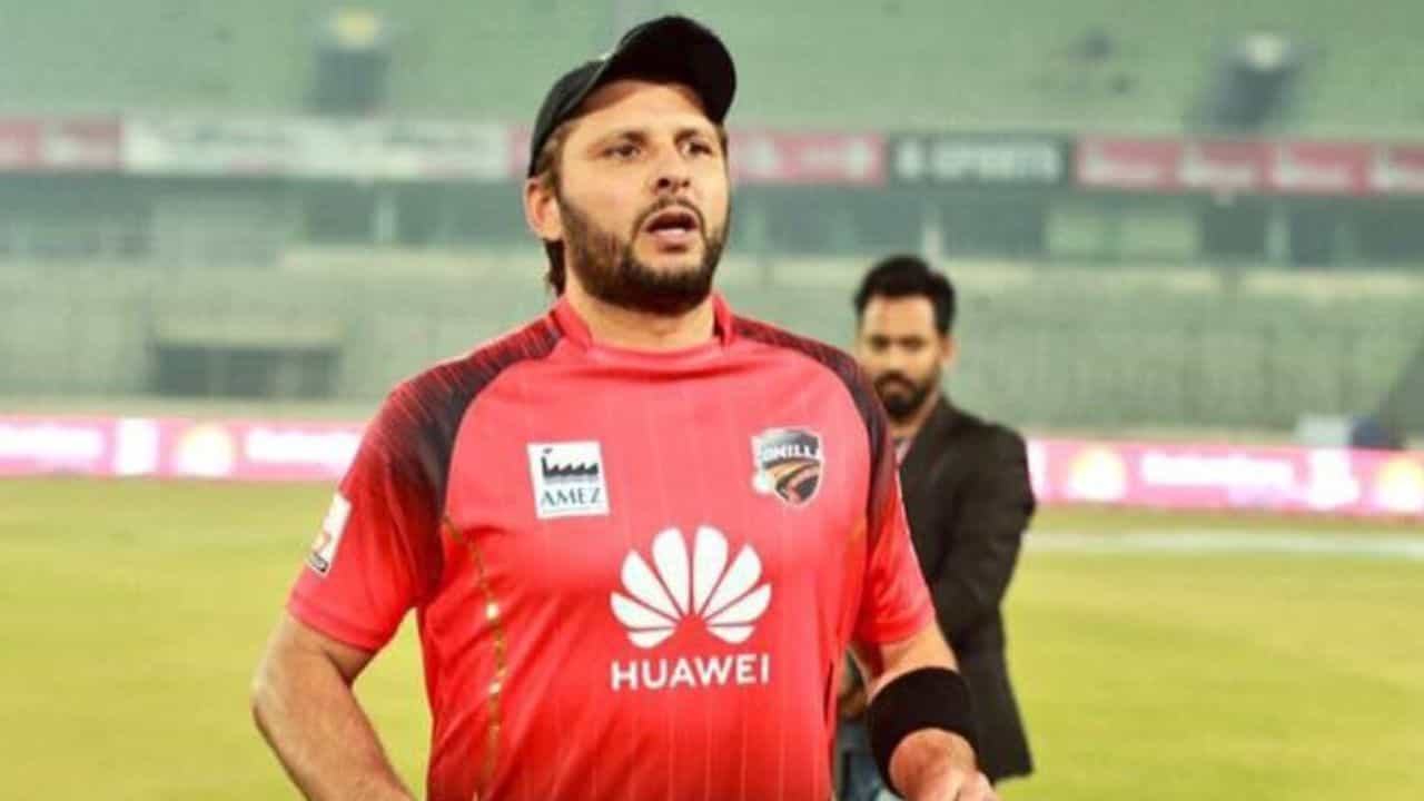 Longest Sixes: আন্তর্জাতিক ক্রিকেটে সাত দৈত্যাকার সিক্স, রয়েছেন ভারতের ব্যাটারও... Longest Sixes: আন্তর্জাতিক ক্রিকেটে সাত দৈত্যাকার সিক্স, রয়েছেন ভারতের ব্যাটারও...