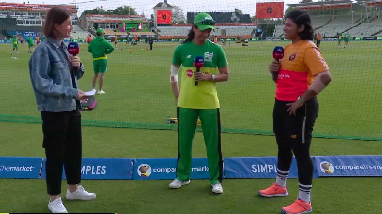 Women's Hundred: হান্ড্রেডে স্মৃতি মান্ধানা বনাম রিচা ঘোষ, কেমন খেললেন দুই ভারতীয়? Women's Hundred: হান্ড্রেডে স্মৃতি মান্ধানা বনাম রিচা ঘোষ, কেমন খেললেন দুই ভারতীয়?