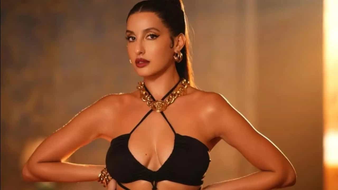লাইম লাইটে থাকতে গোপনাঙ্গে সার্জারি? বারবার কটাক্ষের শিকার নোরার ভাইরাল এ কোন ছবি লাইম লাইটে থাকতে গোপনাঙ্গে সার্জারি? বারবার কটাক্ষের শিকার নোরার ভাইরাল এ কোন ছবি