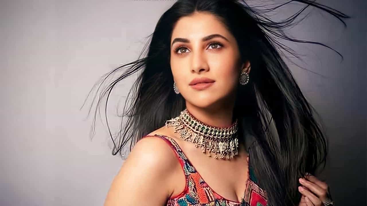 'কোনও মানুষ এতটা ব্যস্ত হতে পারে না যে...', সম্পর্ক নিয়ে কোন সত্যি সামনে আনলেন রুক্মিনী? 'কোনও মানুষ এতটা ব্যস্ত হতে পারে না যে...', সম্পর্ক নিয়ে কোন সত্যি সামনে আনলেন রুক্মিনী?