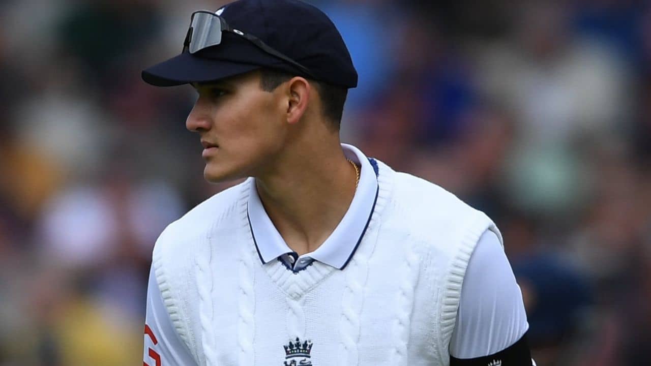 Harry Singh: বাবা খেলেছেন ভারতের জার্সিতে, ছেলে মাঠে নামলেন ইংল্যান্ডের হয়ে; হ্যারি সিংকে চেনেন?