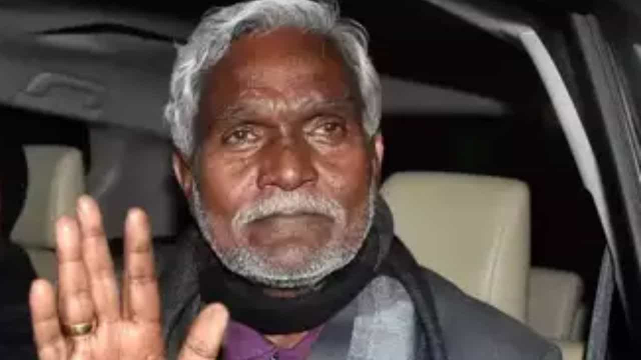 Champai Soren: 'সামনে তিনটেই পথ খোলা...', JMM নিয়ে বড় সিদ্ধান্ত নিয়েই ফেললেন 'অপমানিত' চম্পাই Champai Soren: 'সামনে তিনটেই পথ খোলা...', JMM নিয়ে বড় সিদ্ধান্ত নিয়েই ফেললেন 'অপমানিত' চম্পাই