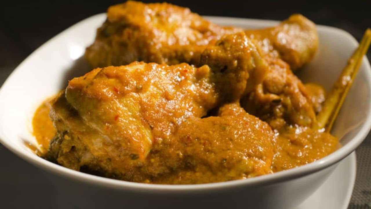 Chicken Recipe: মুরগী আর পোস্তর এই অভিনব পদ খেয়েছেন কখনও?