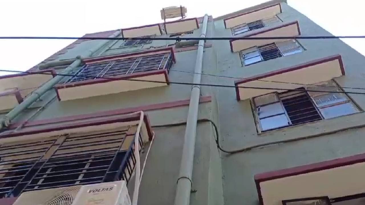 RG Kar: আরজি করে ভাঙচুরে দমদমের ভিকিও? বাবা তো বলছেন, বিচার চাইতে গিয়েছিল