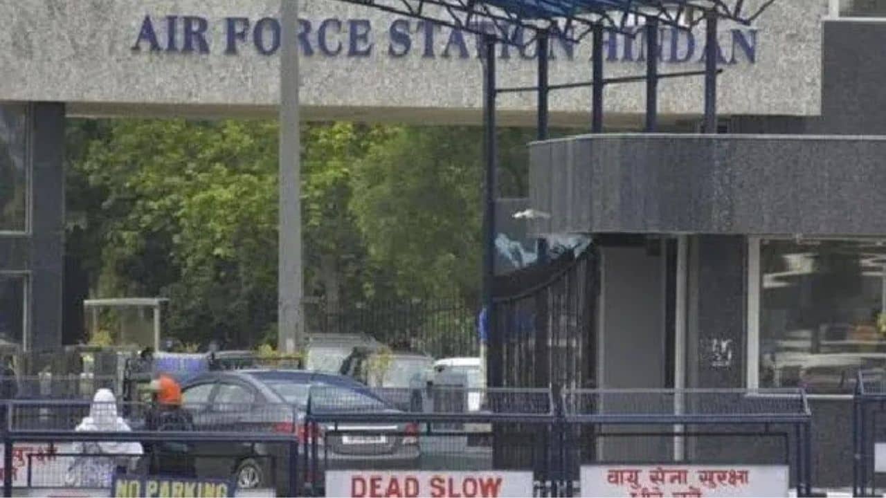 নিশ্চিদ্র পাহারা, হিন্দন থেকে সফদরজংয়ে ঘনঘন বায়ুসেনার স্পেশাল ড্রিল, কী হচ্ছে সেখানে?