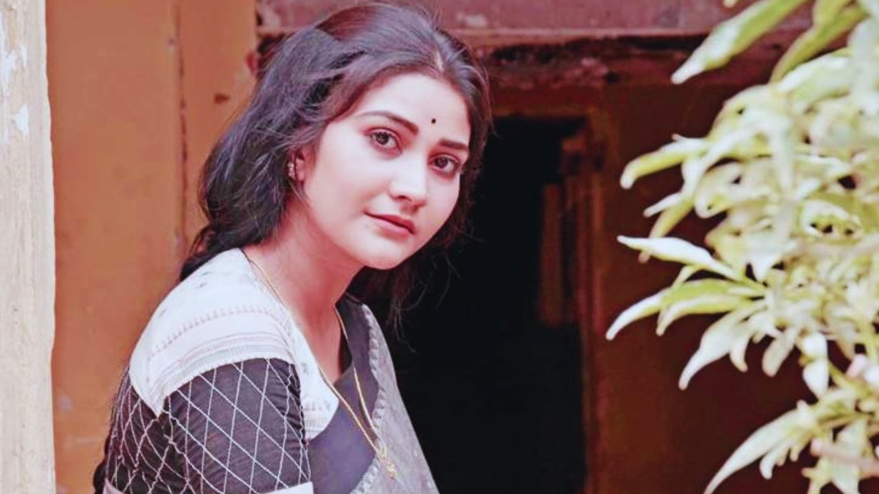 বিয়ের পরেই বড় অঘটন! মুখ খুললেন কৌশাম্বী, 'আর তো উপায় নেই... ' বিয়ের পরেই বড় অঘটন! মুখ খুললেন কৌশাম্বী, 'আর তো উপায় নেই... '