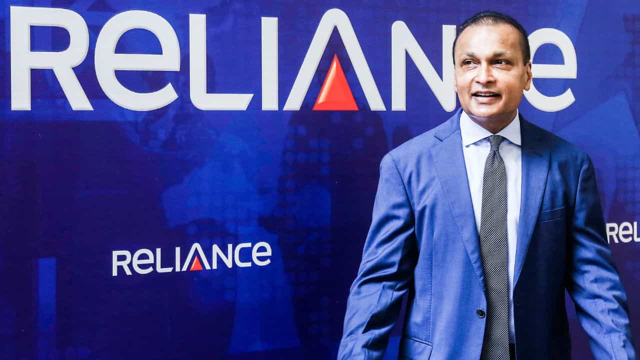 Anil Ambani: এই ভুলেই বিশ্বের ষষ্ঠ ধনী ব্যক্তি থেকে দেউলিয়া হয়ে গিয়েছিলেন অনিল অম্বানী! Anil Ambani: এই ভুলেই বিশ্বের ষষ্ঠ ধনী ব্যক্তি থেকে দেউলিয়া হয়ে গিয়েছিলেন অনিল অম্বানী!