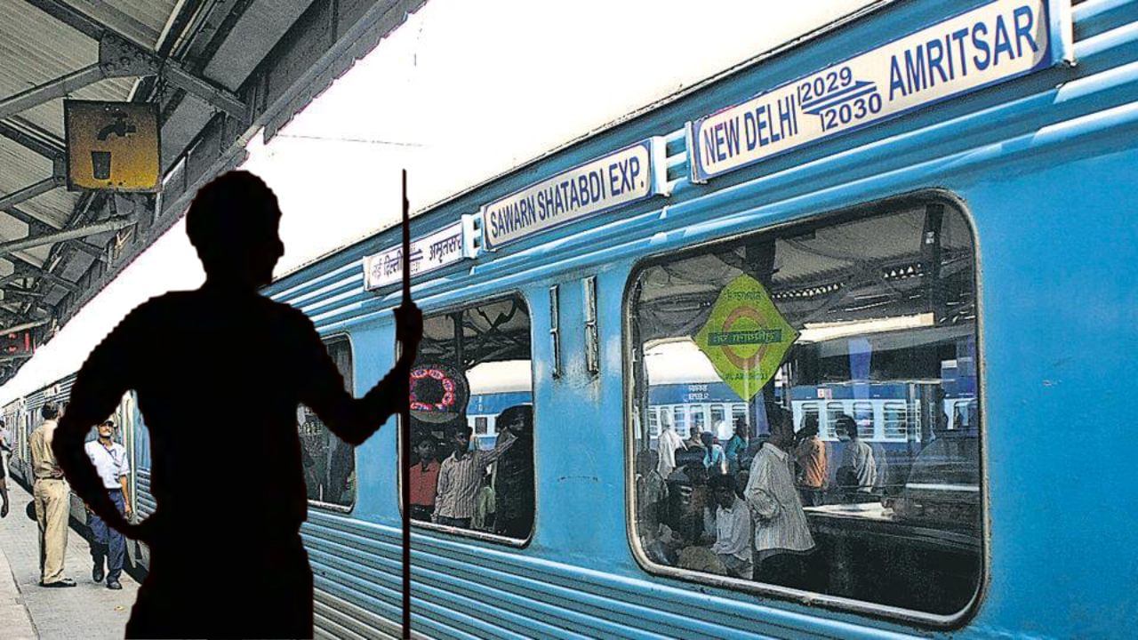 Indian Railway: অম্বানি-আদানি নয়, শুধু এই ভারতীয়র ছিল আস্ত একটি ট্রেন