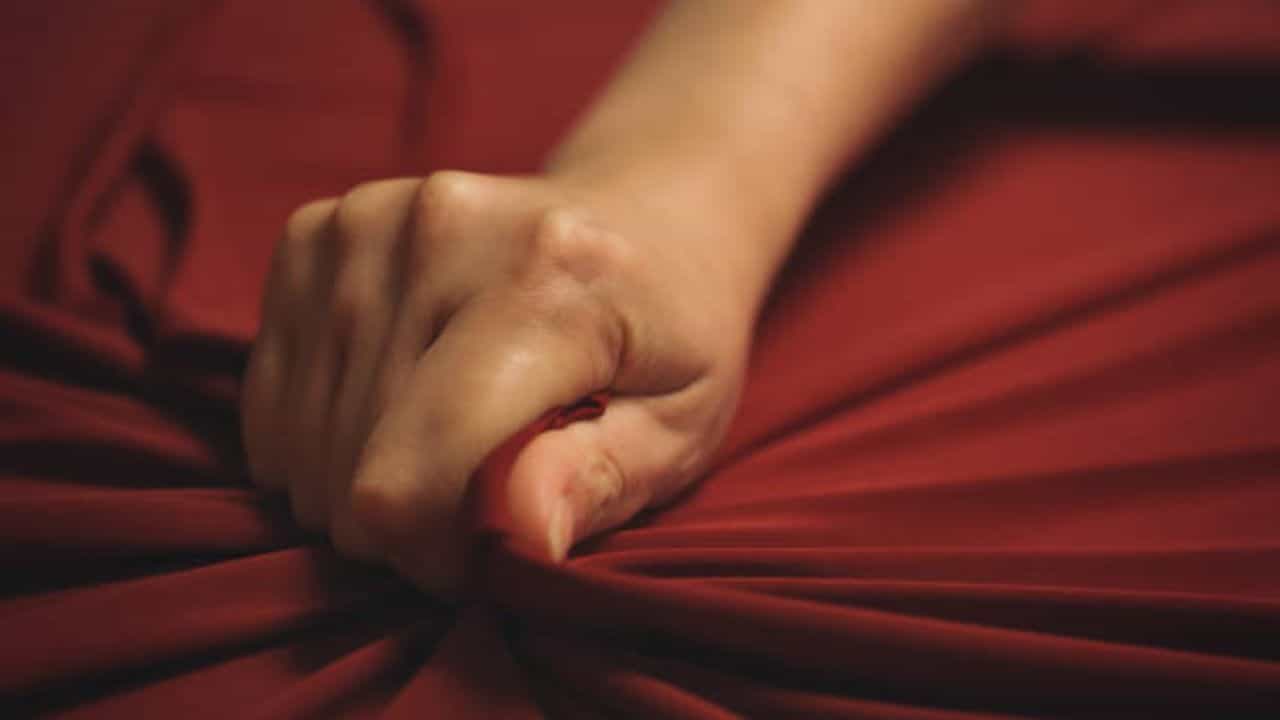 Sex during Periods: পিরিয়ডের সময় সেক্স করার ইচ্ছে প্রবল? আপনিই কিন্তু লাভবান হবেন Sex during Periods: পিরিয়ডের সময় সেক্স করার ইচ্ছে প্রবল? আপনিই কিন্তু লাভবান হবেন