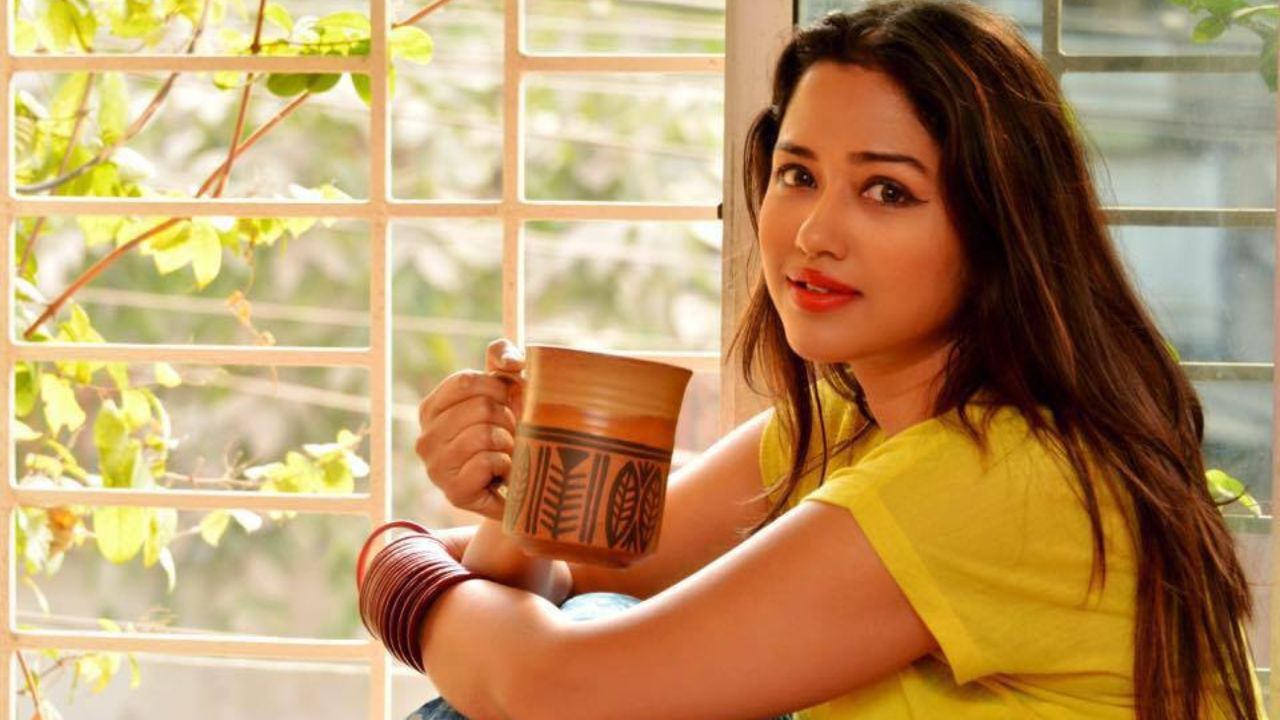 'ভিতরের রাগটা বের করতে চাইছি,' থমথমে মুখে কেন বললেন সদ্য বিবাহিত সোহিনী? 'ভিতরের রাগটা বের করতে চাইছি,' থমথমে মুখে কেন বললেন সদ্য বিবাহিত সোহিনী?