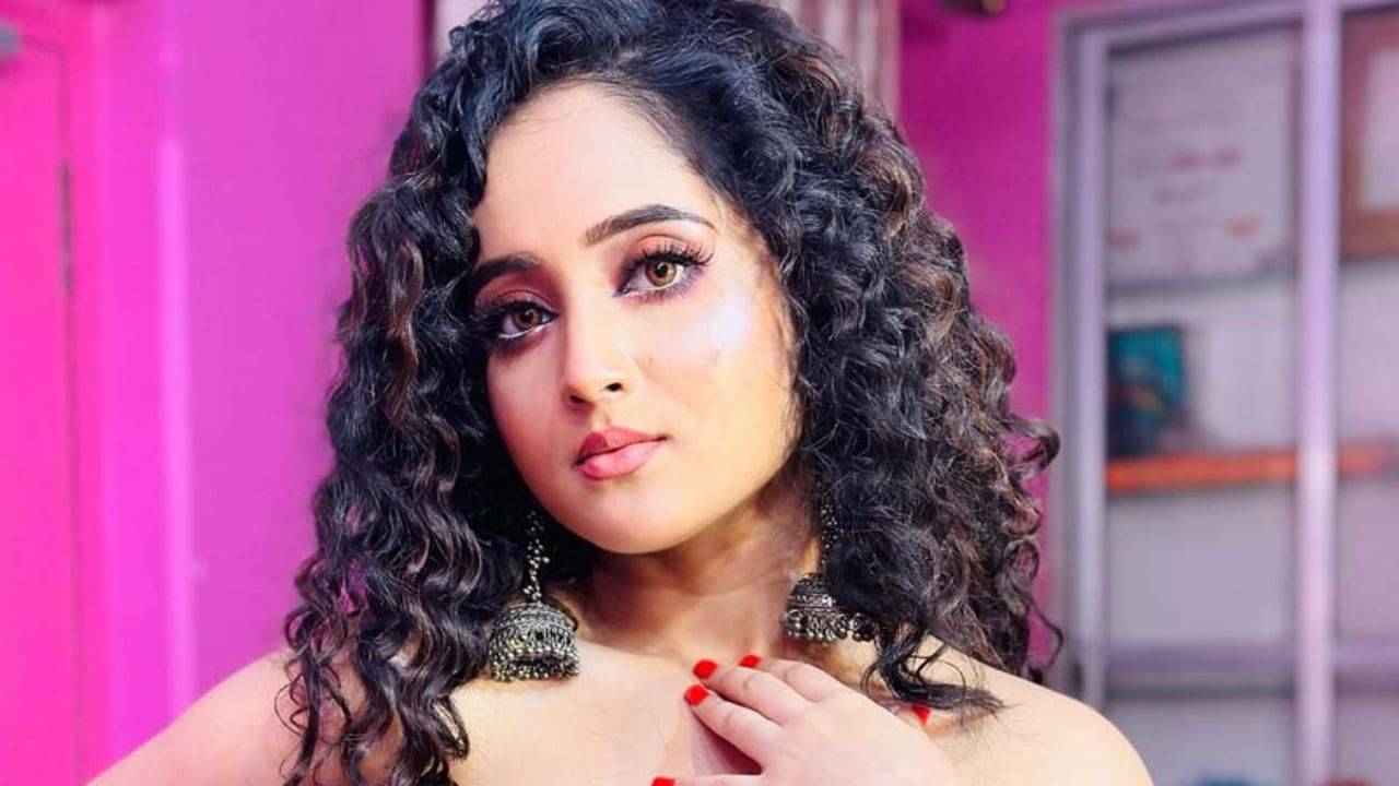 বিগ বস-এর বাড়ি থেকে সৌমিতৃষাকে আমন্ত্রণ! কী বললেন নায়িকা?