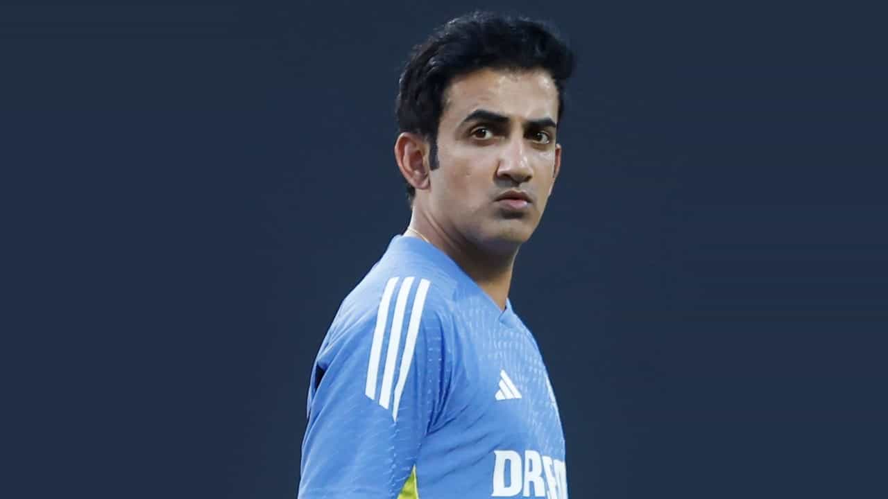 Gautam Gambhir: রেগে আগুন হয়ে ট্রাকে চড়ে ড্রাইভারের কলার ধরেছিলেন... গম্ভীরের রণমূর্তির অজানা গল্প প্রকাশ্যে Gautam Gambhir: রেগে আগুন হয়ে ট্রাকে চড়ে ড্রাইভারের কলার ধরেছিলেন... গম্ভীরের রণমূর্তির অজানা গল্প প্রকাশ্যে