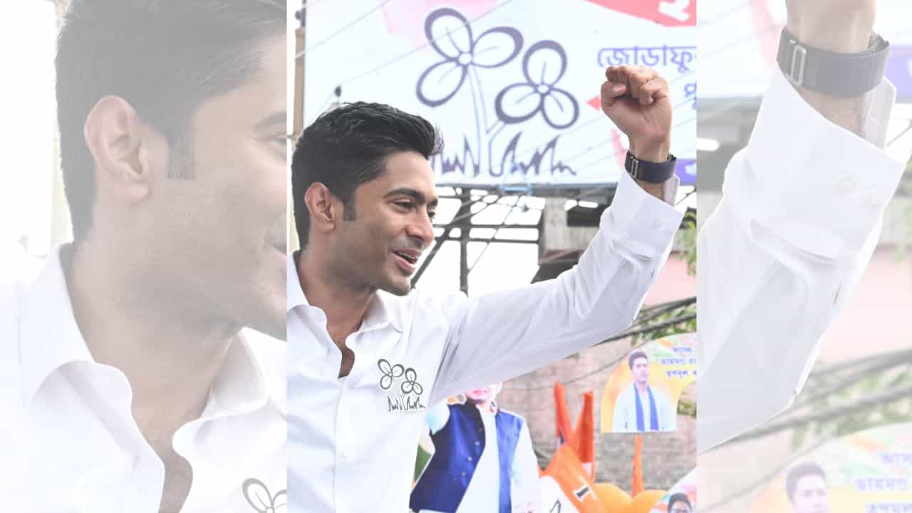 Abhishek On Aparajita Bill: 'দিশা দেখাচ্ছে বাংলা...', 'ধর্ষণ বিরোধী' বিল পাশ হতেই টুইট অভিষেকের Abhishek On Aparajita Bill: 'দিশা দেখাচ্ছে বাংলা...', 'ধর্ষণ বিরোধী' বিল পাশ হতেই টুইট অভিষেকের