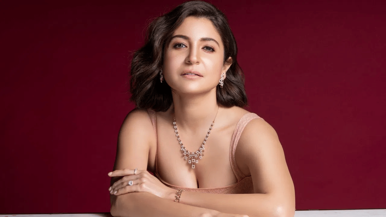 মেয়ে ভামিকার জন্যই বড় পরিবর্তন এসেছে অনুষ্কার জীবনে! দেশে ফিরে কী বললেন নায়িকা?