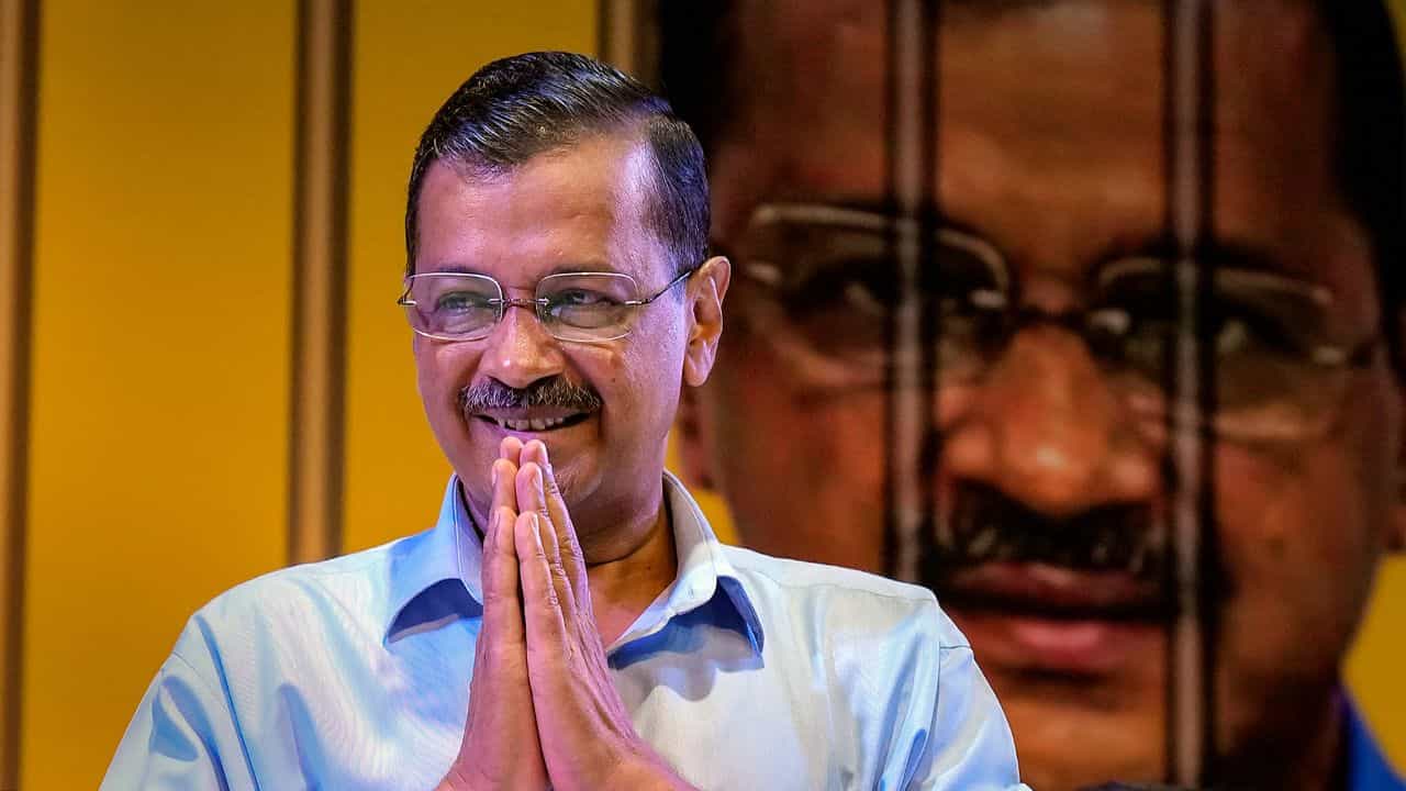 Arvind Kejriwal: 'মুখ্যমন্ত্রী পদ থেকে ইস্তফা দেব', জেল থেকে বেরিয়েই ঘোষণা কেজরীবালের Arvind Kejriwal: 'মুখ্যমন্ত্রী পদ থেকে ইস্তফা দেব', জেল থেকে বেরিয়েই ঘোষণা কেজরীবালের