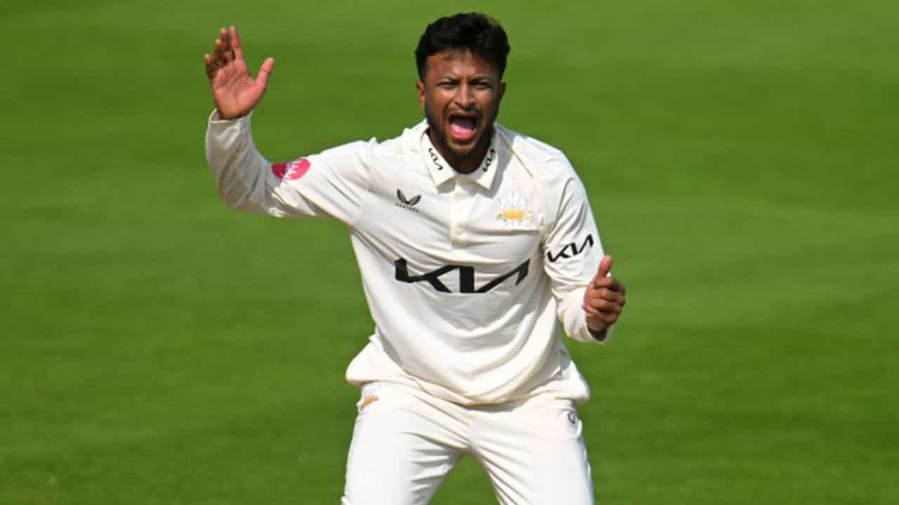 Shakib Al Hasan: ভারত সফরের আগে কাউন্টিতে নেমেই সফল সাকিব আল হাসান Shakib Al Hasan: ভারত সফরের আগে কাউন্টিতে নেমেই সফল সাকিব আল হাসান