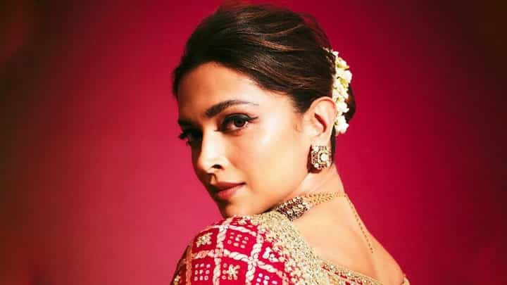 Deepika Padukone: মা হওয়ার পর কেমন আছেন দীপিকা? উত্তর দিলেন মা-বোন Deepika Padukone: মা হওয়ার পর কেমন আছেন দীপিকা? উত্তর দিলেন মা-বোন