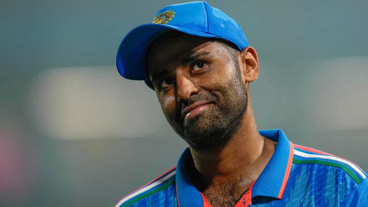 Suryakumar Yadav: দলীপের প্রথম রাউন্ড থেকে ছিটকে গেলেন সূর্যকুমার যাদব Suryakumar Yadav: দলীপের প্রথম রাউন্ড থেকে ছিটকে গেলেন সূর্যকুমার যাদব