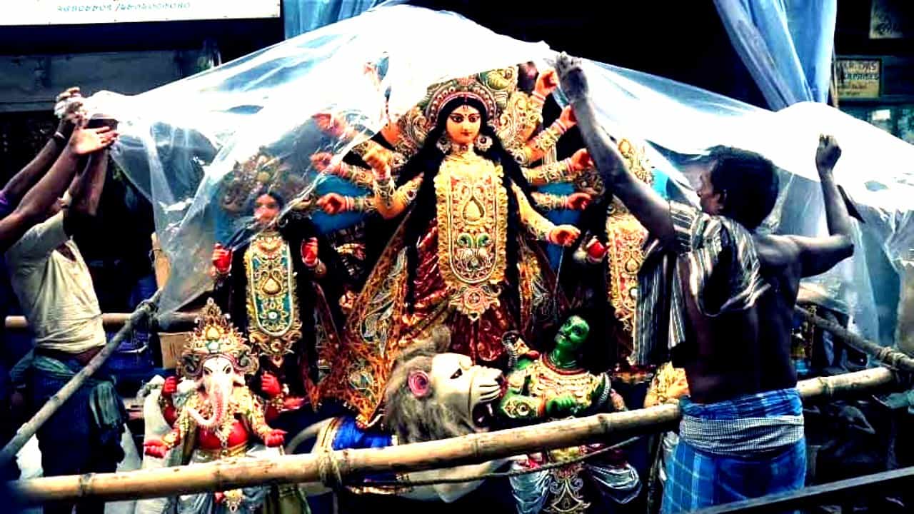 Weather Update: পুজোর আগেই অশনি সংকেত, ভারী বৃষ্টি হতে পারে বাংলার এই জেলাগুলিতে Weather Update: পুজোর আগেই অশনি সংকেত, ভারী বৃষ্টি হতে পারে বাংলার এই জেলাগুলিতে