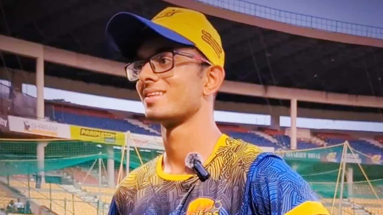 Samit Dravid: রাহুল দ্রাবিড়ের মতোই! যে কারণে বিশ্বকাপ খেলতে পারবেন না সমিতও... Samit Dravid: রাহুল দ্রাবিড়ের মতোই! যে কারণে বিশ্বকাপ খেলতে পারবেন না সমিতও...