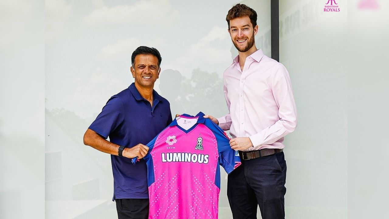 Rahul Dravid Joins RR: বিশ্বজয়ী রাহুল দ্রাবিড়ের রয়্যাল প্রত্যাবর্তন হল রাজস্থান টিমে Rahul Dravid Joins RR: বিশ্বজয়ী রাহুল দ্রাবিড়ের রয়্যাল প্রত্যাবর্তন হল রাজস্থান টিমে