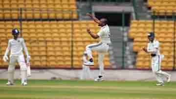 Duleep Trophy 2024: দলীপ ট্রফিতে দীপ জ্বালালেন আকাশ, লড়ছেন অভিষেক