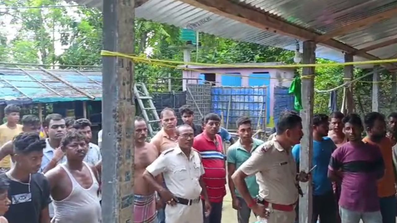 Deadbody Recover From: ঘরের ভিতর হাত-পা বাঁধা অবস্থায় পড়ে ভাইঝি, তিস্তায় ঝাঁপ মেরে আত্মহত্যার চেষ্টা পিসির Deadbody Recover From: ঘরের ভিতর হাত-পা বাঁধা অবস্থায় পড়ে ভাইঝি, তিস্তায় ঝাঁপ মেরে আত্মহত্যার চেষ্টা পিসির