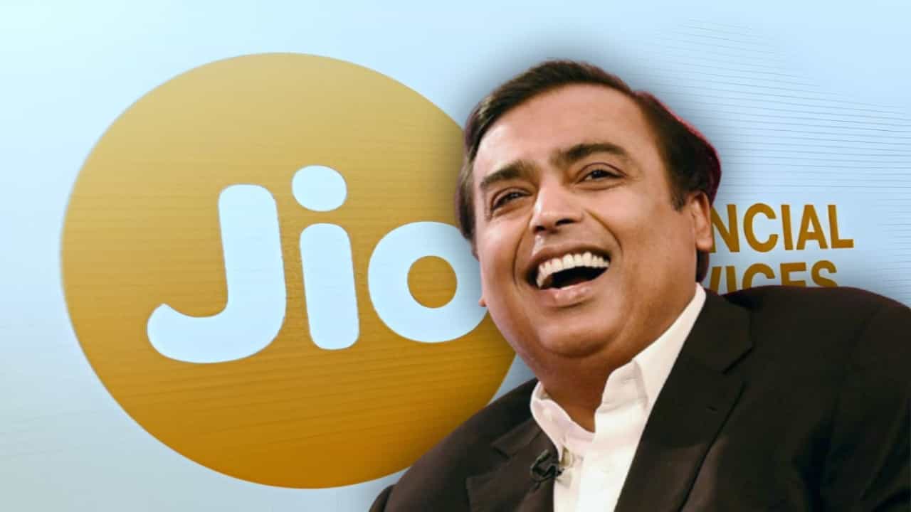 Jio Financials: তৈরি মুকেশ অম্বানির মাস্টার প্ল্যান, এই ক্ষেত্রেও বাজার দখল করতে চলেছে জিও Jio Financials: তৈরি মুকেশ অম্বানির মাস্টার প্ল্যান, এই ক্ষেত্রেও বাজার দখল করতে চলেছে জিও