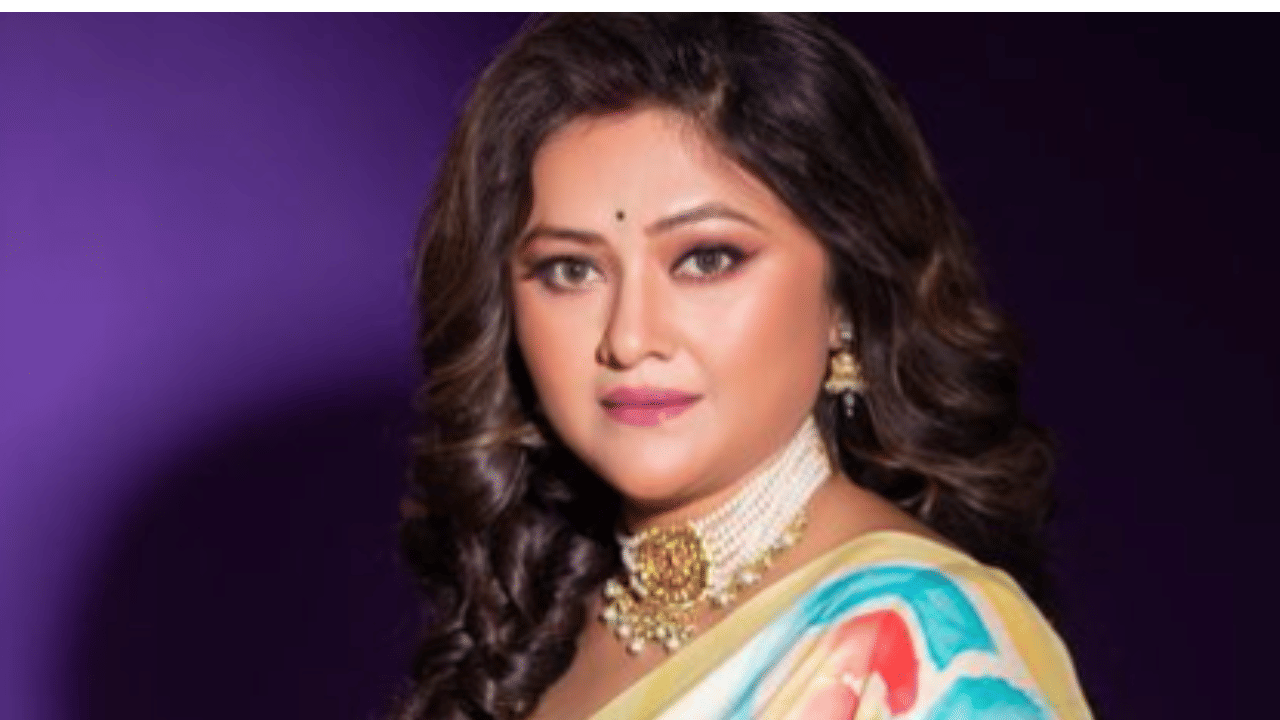 'রোজ রাতে মেয়েকে কোলে নিয়ে...', প্রতিটা রাত কী ভাবে কাটাতেন কণীনিকা? 'রোজ রাতে মেয়েকে কোলে নিয়ে...', প্রতিটা রাত কী ভাবে কাটাতেন কণীনিকা?