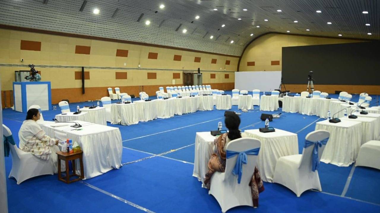 Live Streaming: মিটিং-এর লাইভ স্ট্রিমিং কি সত্যিই সম্ভব নয়? কী বলছেন আইনজীবী