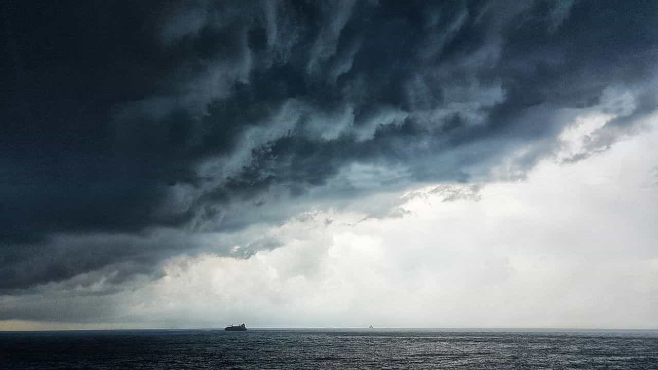 West Bengal Weather Update: বঙ্গোপসাগরে আবার জন্ম নিচ্ছে 'সে', এবার কি ঘূর্ণিঝড়? বড় আপডেট দিল আবহাওয়া অফিস West Bengal Weather Update: বঙ্গোপসাগরে আবার জন্ম নিচ্ছে 'সে', এবার কি ঘূর্ণিঝড়? বড় আপডেট দিল আবহাওয়া অফিস