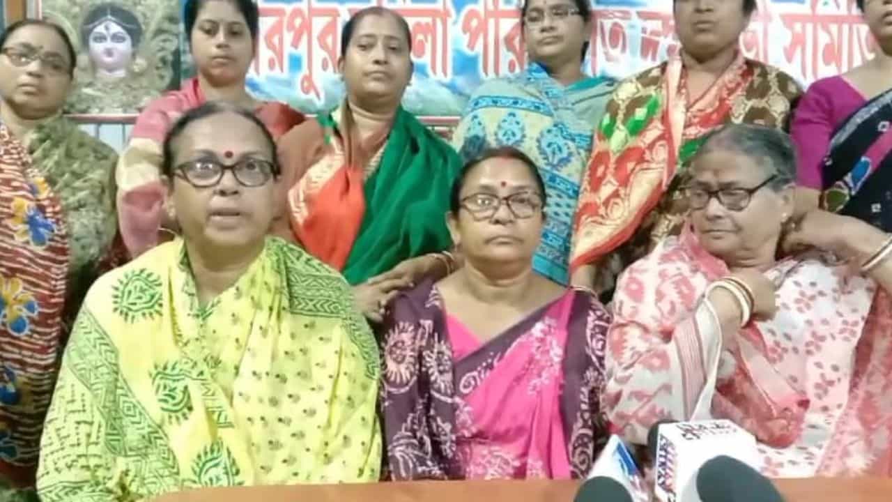 Contai Durga Puja: পুজোর ৮৫ হাজার টাকা নিতে পারছে না, জানিয়ে দিল কাঁথির দুর্গাবাড়ি সমিতি Contai Durga Puja: পুজোর ৮৫ হাজার টাকা নিতে পারছে না, জানিয়ে দিল কাঁথির দুর্গাবাড়ি সমিতি