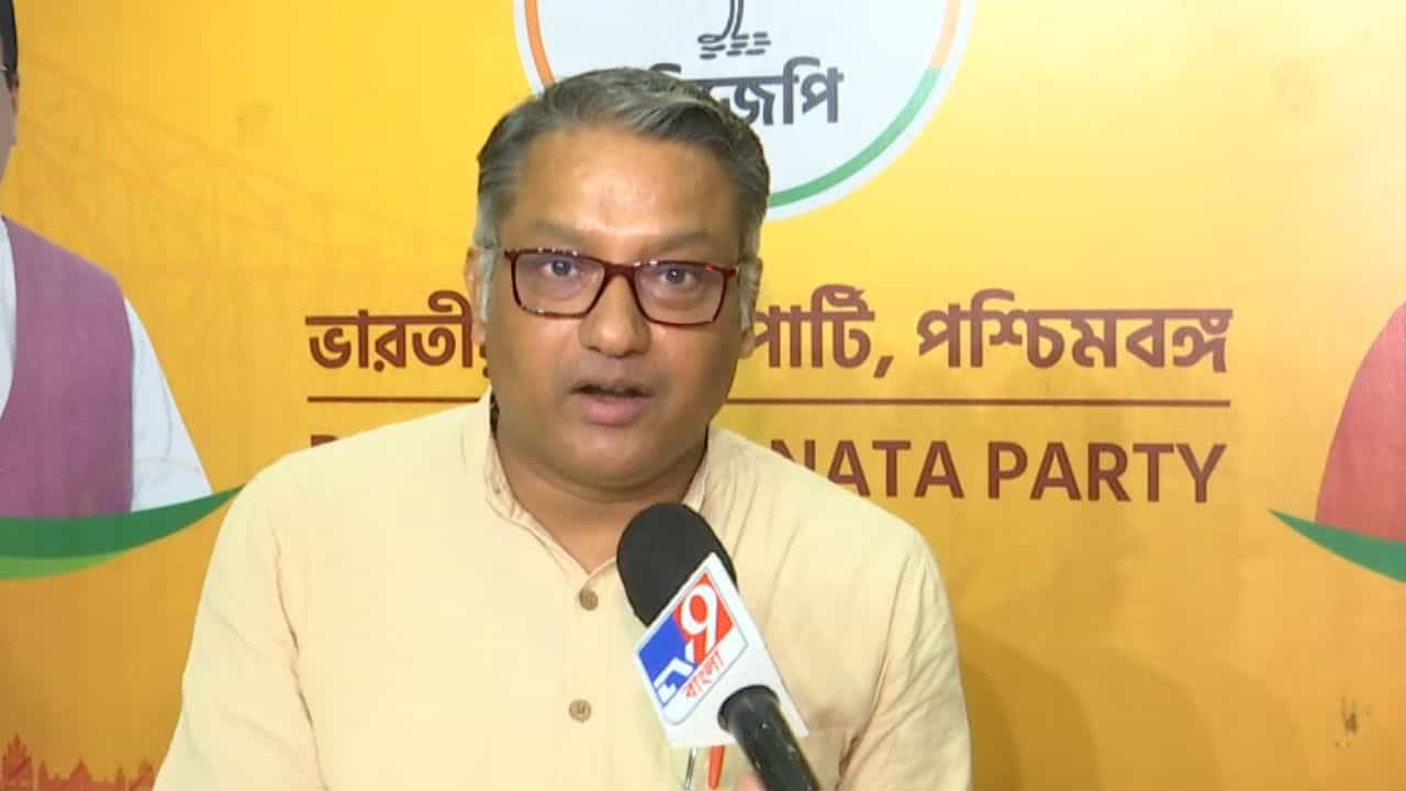 RG Kar: আরজি করকাণ্ডে ধৃতের প্রাণ সংশয়ের আশঙ্কা বিজেপির RG Kar: আরজি করকাণ্ডে ধৃতের প্রাণ সংশয়ের আশঙ্কা বিজেপির