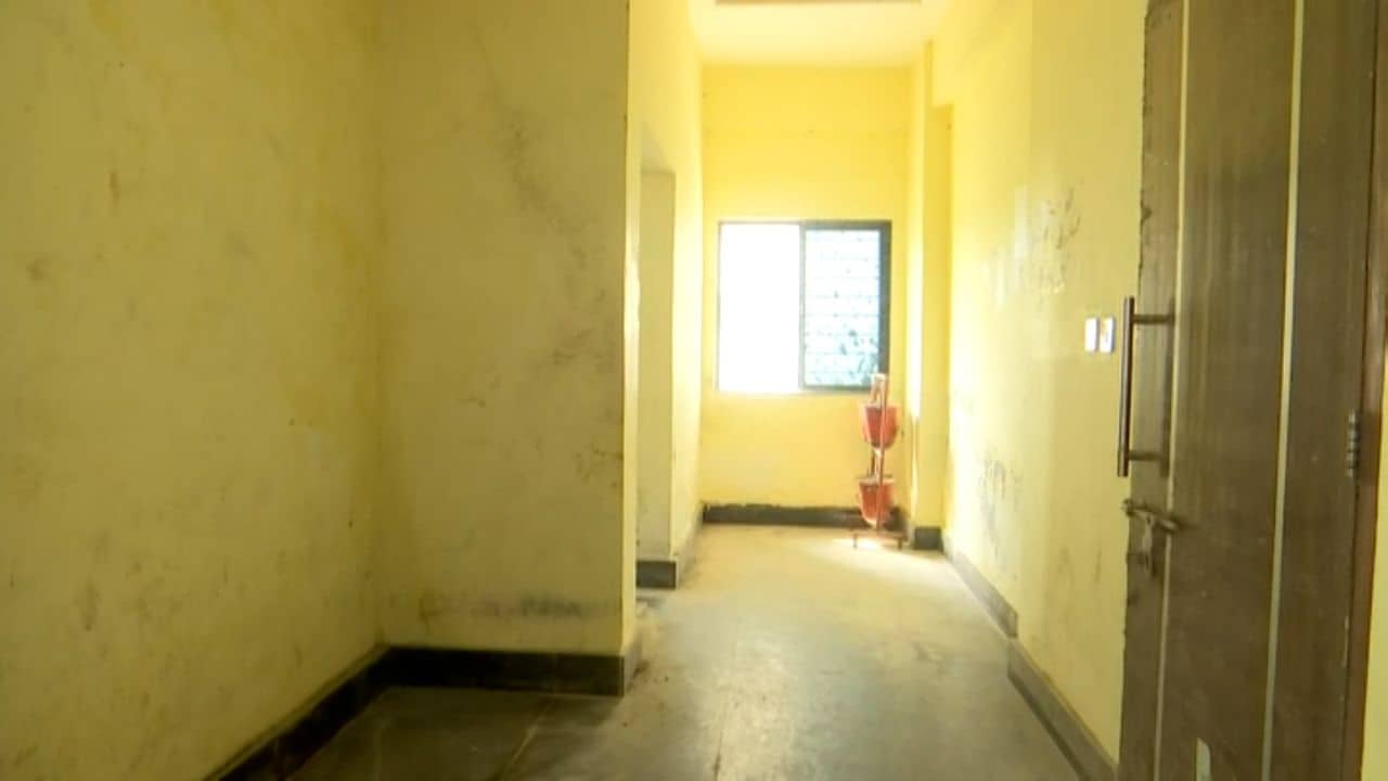 Medical College: ওঁদেরই একজনকে আমার মেয়ে শেষ মেসেজ করেছিল, তিন জনকে গার্ড করা হল কেন?, এতদিনে কুন্তল-সহ তিন জনের কথা বললেন ছাত্রীর বাবা-মা