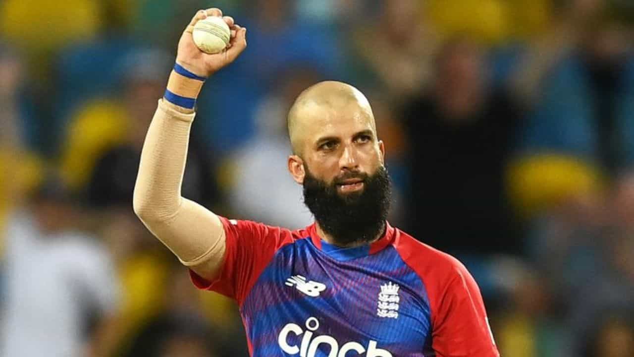 Moeen Ali: ম্যাকালামের নাম ঘোষণা হতেই ভবিষ্যৎ পরিষ্কার, অভিমানে অবসর মইন আলির! Moeen Ali: ম্যাকালামের নাম ঘোষণা হতেই ভবিষ্যৎ পরিষ্কার, অভিমানে অবসর মইন আলির!