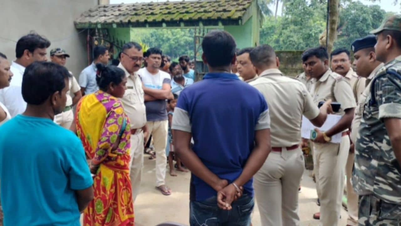 hooghly: বৌদিকে কুপিয়ে খুন করল দেওর, তারপর জানতে চাইল কেমন আছো?