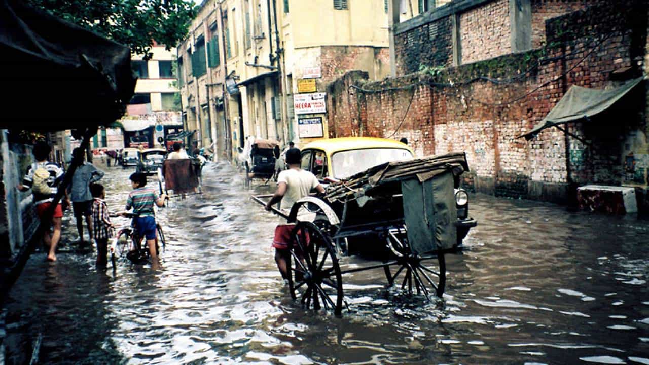 Rain Forecast: পুজোর আগেই বাংলায় বন্যা পরিস্থিতি? গভীর নিম্নচাপে সিঁদুরে মেঘ Rain Forecast: পুজোর আগেই বাংলায় বন্যা পরিস্থিতি? গভীর নিম্নচাপে সিঁদুরে মেঘ
