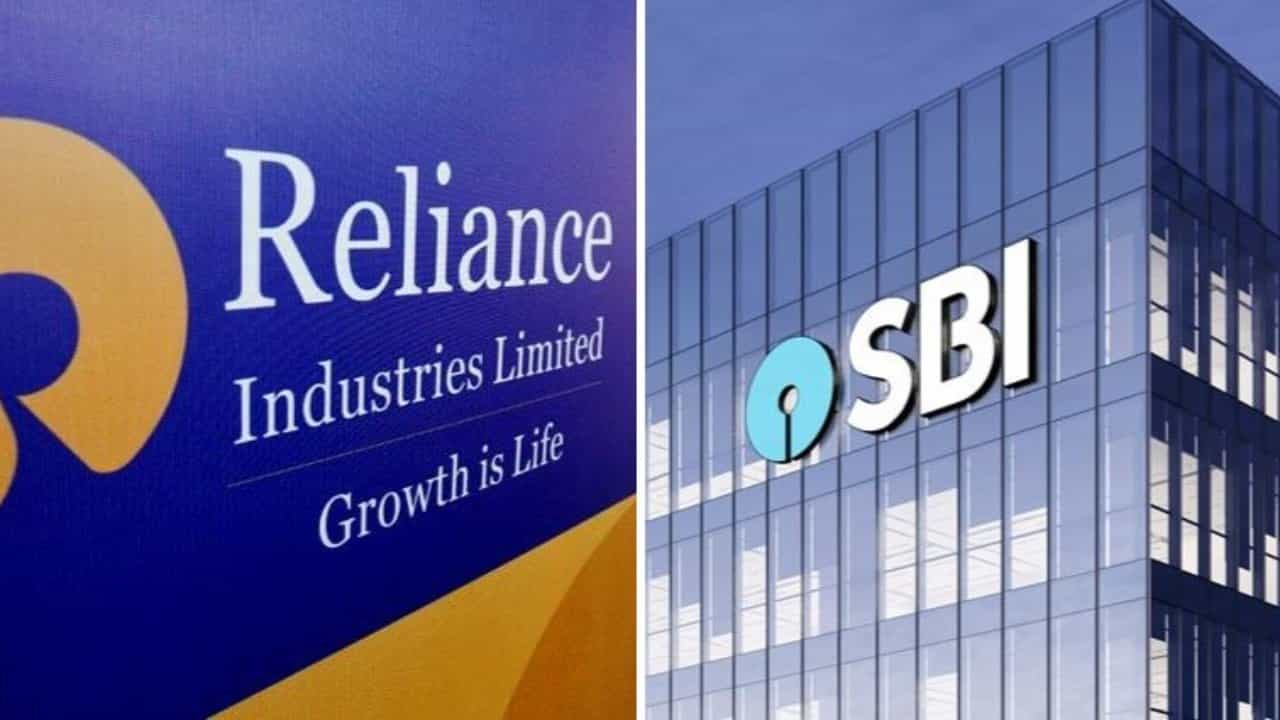 Share Market: রাতারাতি বিরাট লোকসান! হঠাৎ কী হল রিলায়েন্স-TCS-SBI-র? Share Market: রাতারাতি বিরাট লোকসান! হঠাৎ কী হল রিলায়েন্স-TCS-SBI-র?