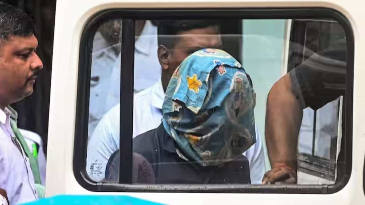 RG Kar Case: নারকো টেস্টে সম্মতি দিলেন না অভিযুক্ত, আরজি কর মামলায় CBI-এর আর্জি খারিজ RG Kar Case: নারকো টেস্টে সম্মতি দিলেন না অভিযুক্ত, আরজি কর মামলায় CBI-এর আর্জি খারিজ