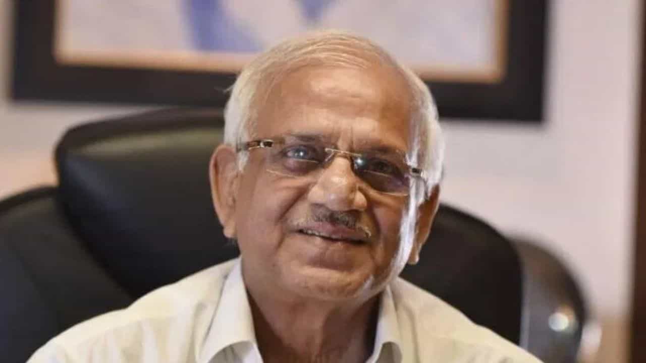 Sovandeb Chattopadhyay: পদ ছেড়েছেন সুখেন্দু, হাল ধরছেন শোভনদেব Sovandeb Chattopadhyay: পদ ছেড়েছেন সুখেন্দু, হাল ধরছেন শোভনদেব