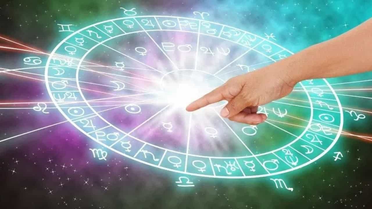 Today’s Horoscope , 5th September, 2024: লক্ষ্মীবারে মা লক্ষ্মীর কৃপা পাবেন কোন কোন রাশির জাতকরা? Today’s Horoscope , 5th September, 2024: লক্ষ্মীবারে মা লক্ষ্মীর কৃপা পাবেন কোন কোন রাশির জাতকরা?