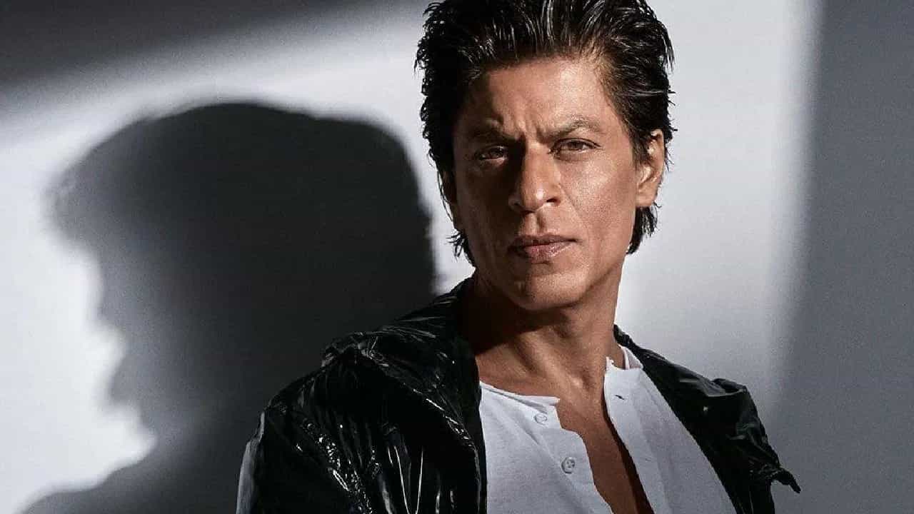 Shah rukh Khan: 'এক শাহরুখেই গোটা হিন্দুস্তান', কোন ছবি পোস্ট করতেই সকলের প্রশংসায় কিং খান Shah rukh Khan: 'এক শাহরুখেই গোটা হিন্দুস্তান', কোন ছবি পোস্ট করতেই সকলের প্রশংসায় কিং খান