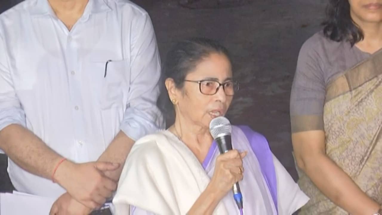 CM Mamata Banerjee: বিনীত সরছেন, মমতা মানলেন জুনিয়র ডাক্তারদের আরও ৩ দাবি
