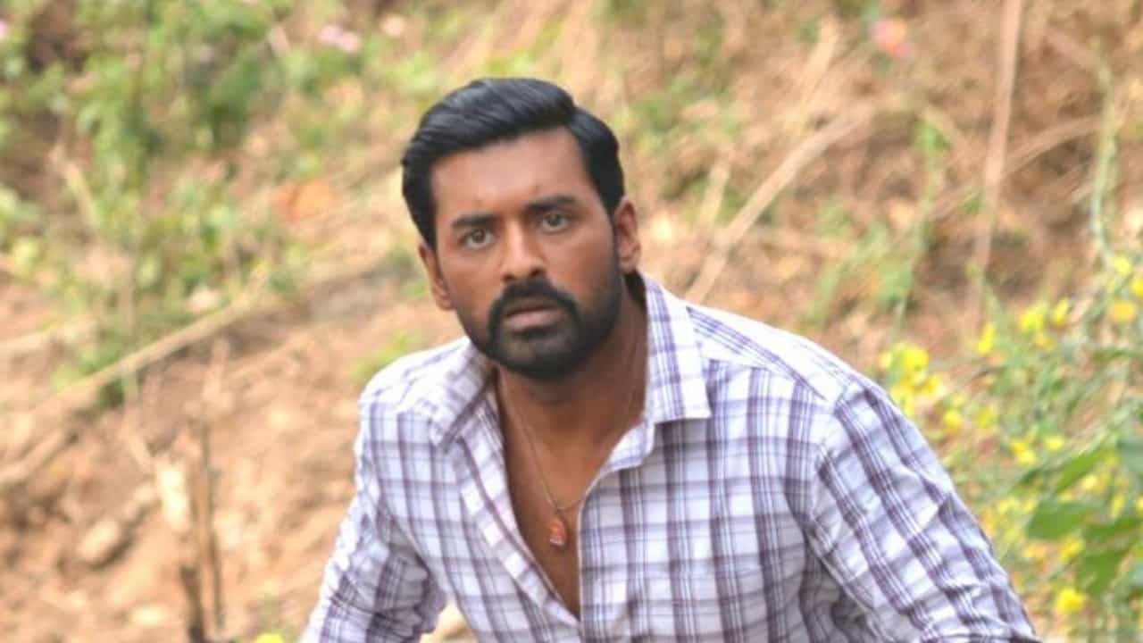 বুকে যন্ত্রণা, শয্যাশায়ী অঙ্কুশ! কী হয়েছে নায়কের? বুকে যন্ত্রণা, শয্যাশায়ী অঙ্কুশ! কী হয়েছে নায়কের?