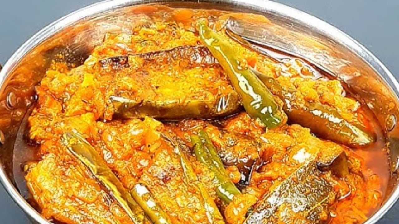 Begun Korma: পুজোর মেনুতে থাক ঠাকুরবাড়ির ছোঁয়া! নিরামিষ এই পদের সামনে ফেল মাটন