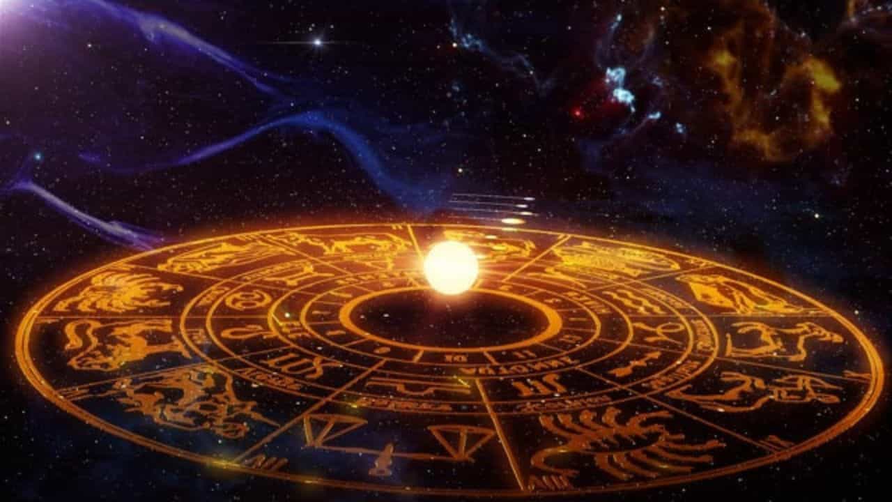 Today’s Horoscope, 7th October, 2024: কেমন কাটবে চতুর্থী? কী অপেক্ষা করছে আজ সারা দিন? Today’s Horoscope, 7th October, 2024: কেমন কাটবে চতুর্থী? কী অপেক্ষা করছে আজ সারা দিন?